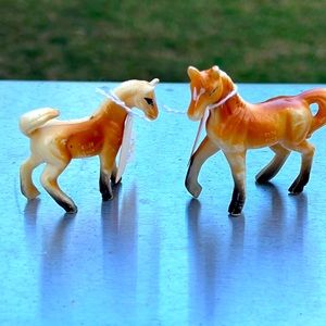 Old Hong Kong tiny horse set